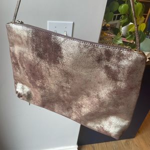 HOBO Ziggy Crossbody Bag (retired metallic leather-Heavy Metal)